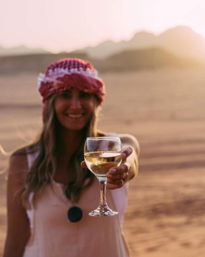 Rum Warm Bubble Camp Rum vádi Kültér fotó