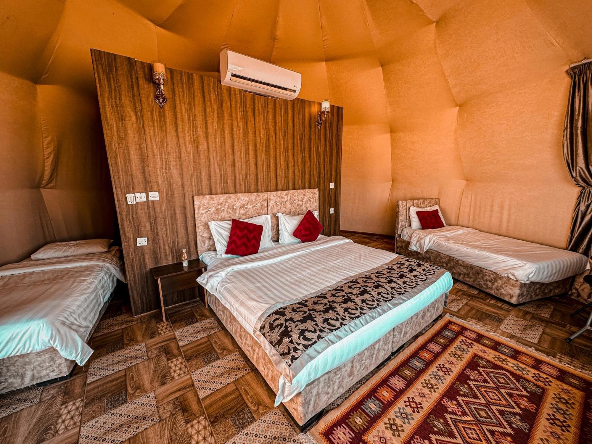 Rum Warm Bubble Camp Rum vádi Kültér fotó